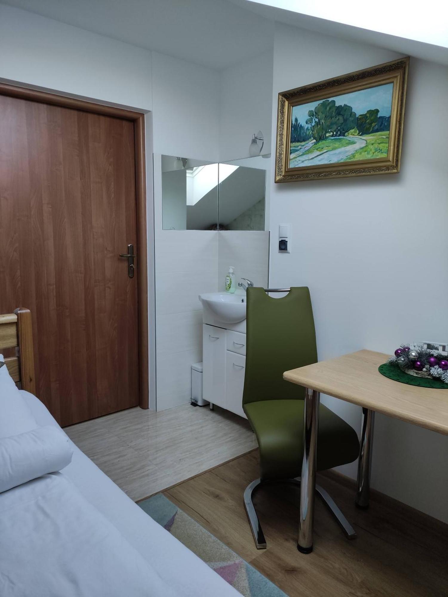 Homestay Stróżówka Gorlice Exterior foto