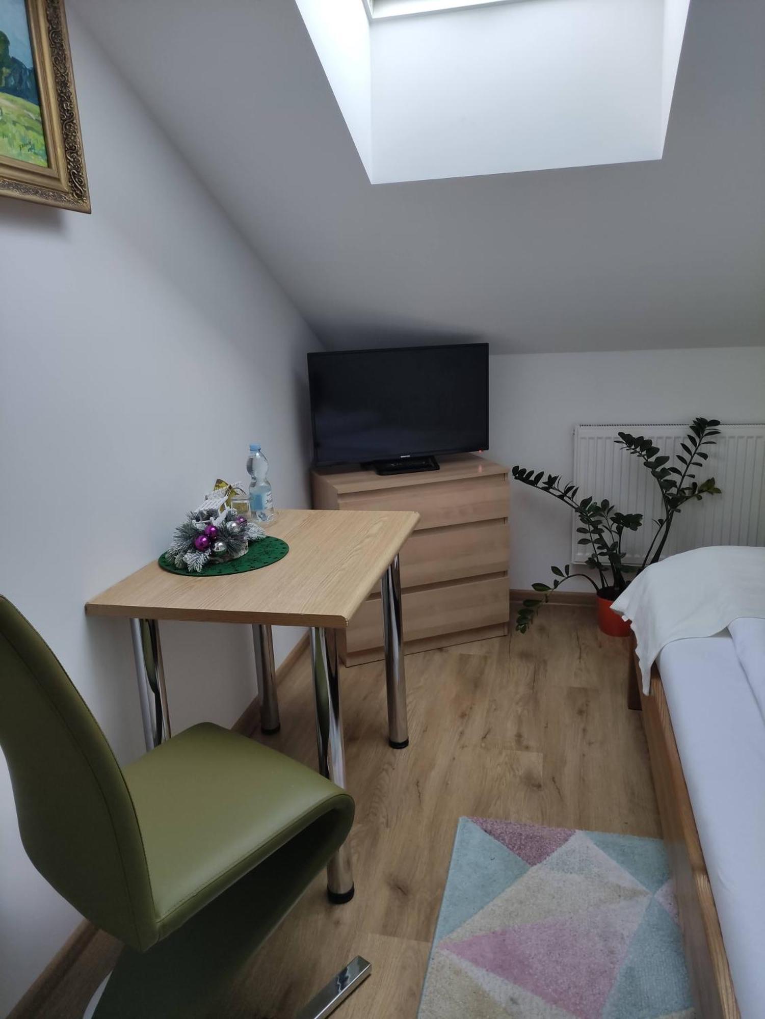 Homestay Stróżówka Gorlice Exterior foto